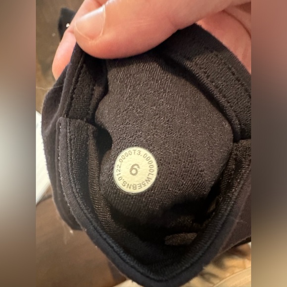 Lululemon Groove pant nulu super high rise black 27.5” Size 6 - Picture 3 of 3